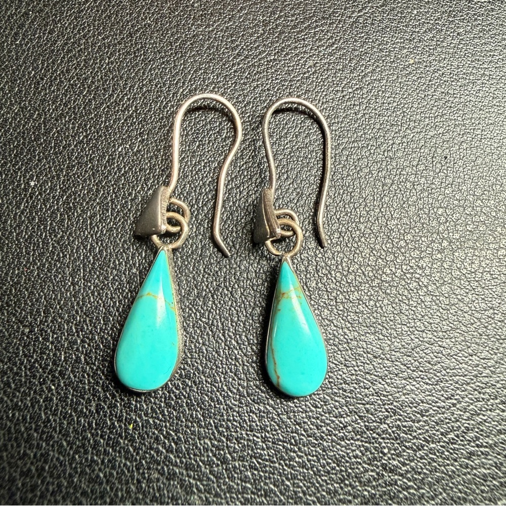 Vintage Sterling Silver Mexico 925 Turquoise Teardrop Earrings 1 1/2" 3.1 grams
